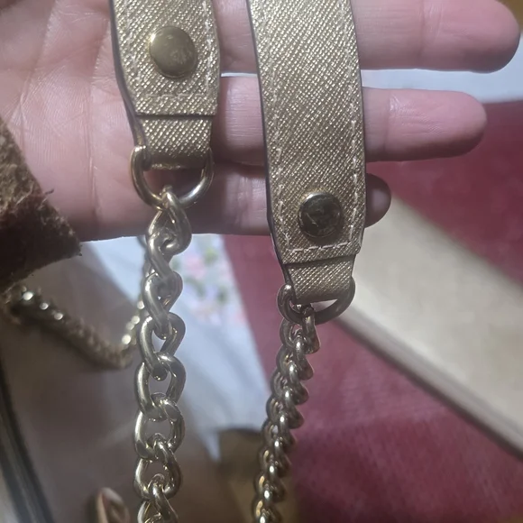 Michael Kors Gold Women's Bag and Wallet Set - Picture 5 of 9